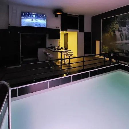 Appartement Lovely In Saint-bonnet-le-chatea