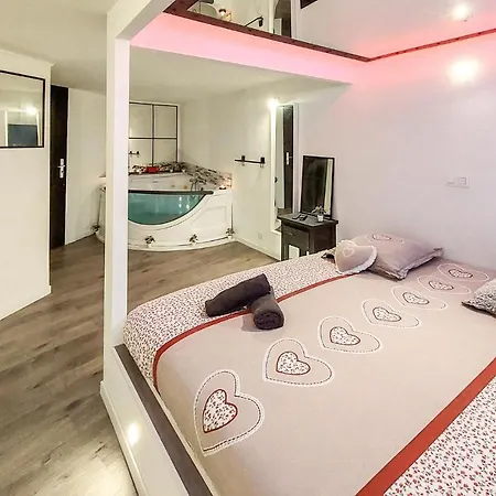 Appartement Lovely In Saint-bonnet-le-chatea
